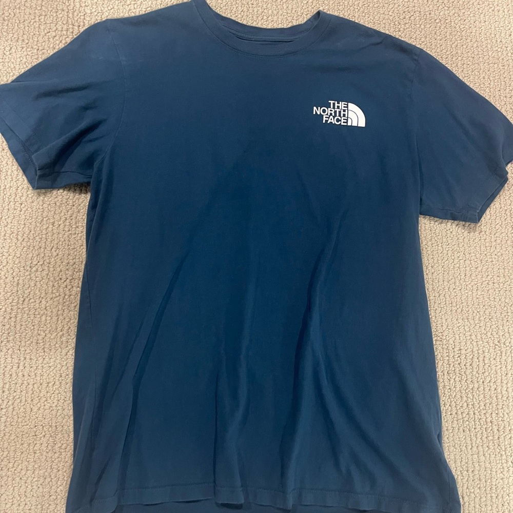 BLUE NORTH FACE MEN’S TSHIRT SIZE LARGE